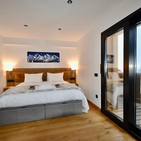 De Luxe Avec Magnifique Vue A Courchevel, 5 Chambres, 15 Pers Chalet *