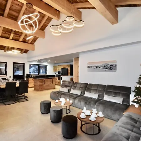 Chalet De Luxe Avec Magnifique Vue A Courchevel, 5 Chambres, 15 Pers