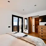 Horská chata De Luxe Avec Magnifique Vue A Courchevel, 5 Chambres, 15 Pers *